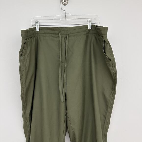 Talbots Womens 20W Green Cotton Tencel Pull On Elastic Waist Capri Pants Comfort - Picture 2 of 6